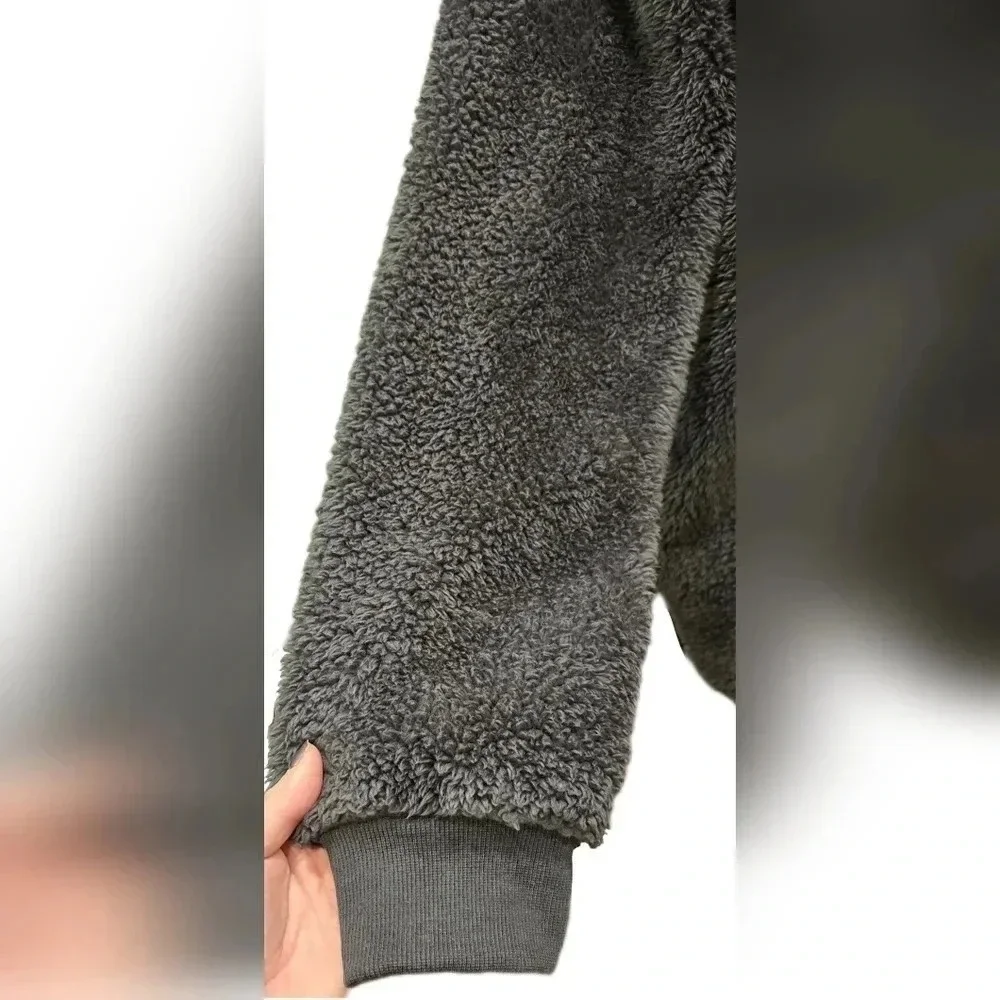 No Brand, Size M, Grey Teddy Half-Zip Pullover - Picture 11 of 13